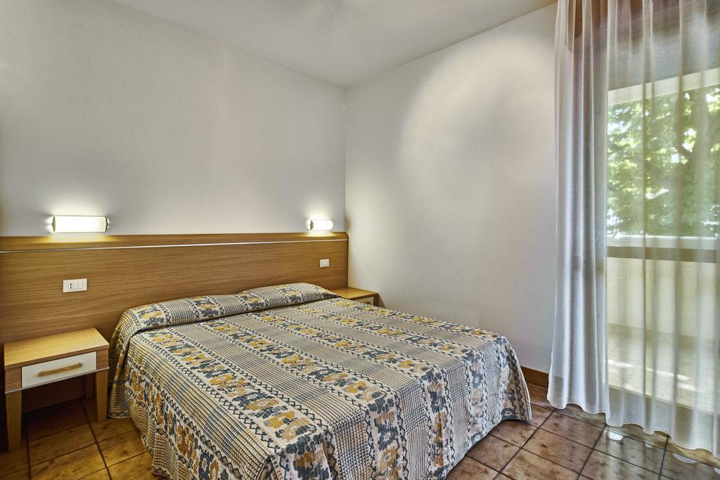 Residence Columbia Bibione Eksteriør bilde